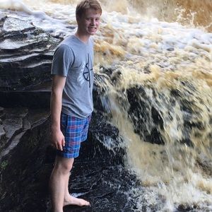 Meet your Posher, Mac