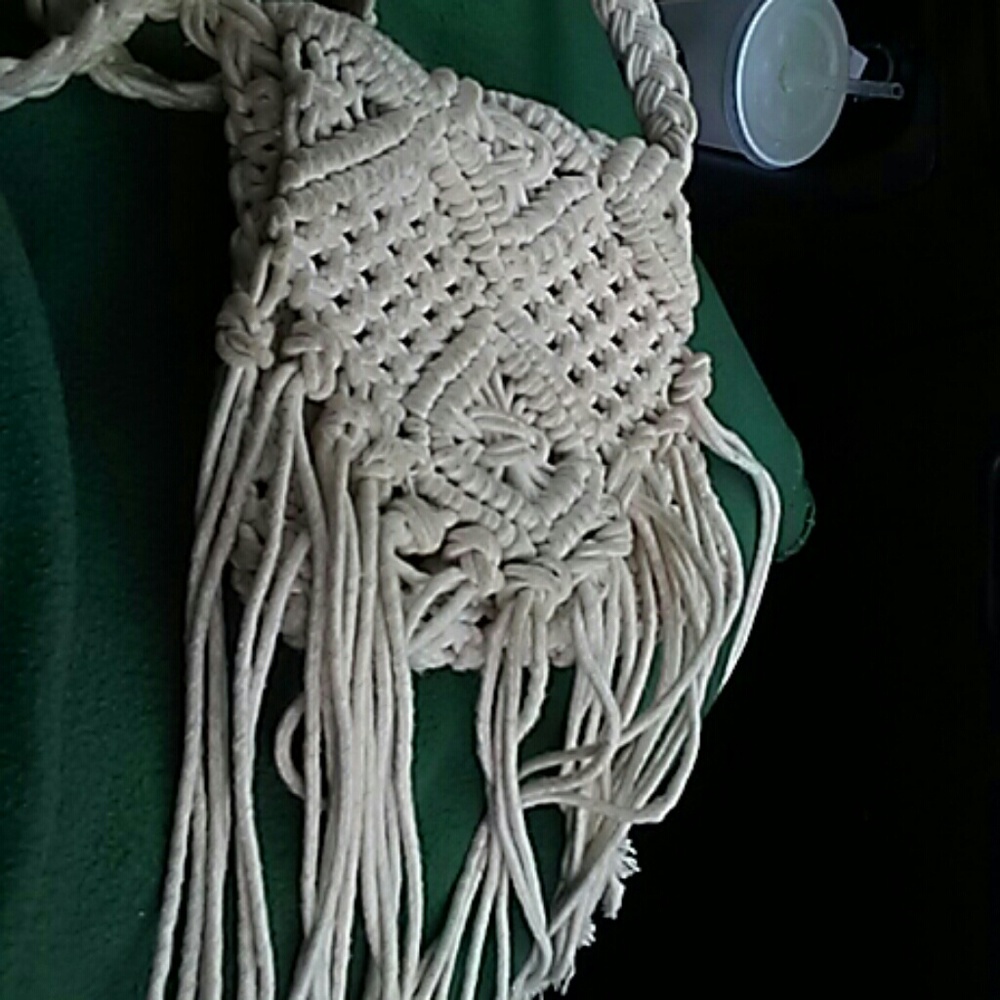 Hand knitted bagg
