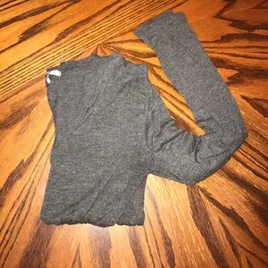 Grey long sleeve v neck