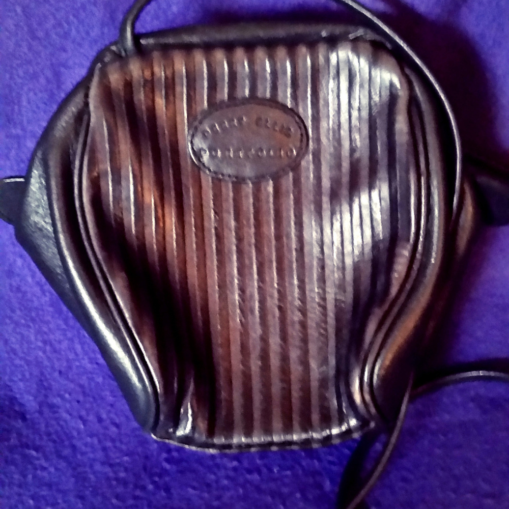 Perry Ellis Portfolio Purse