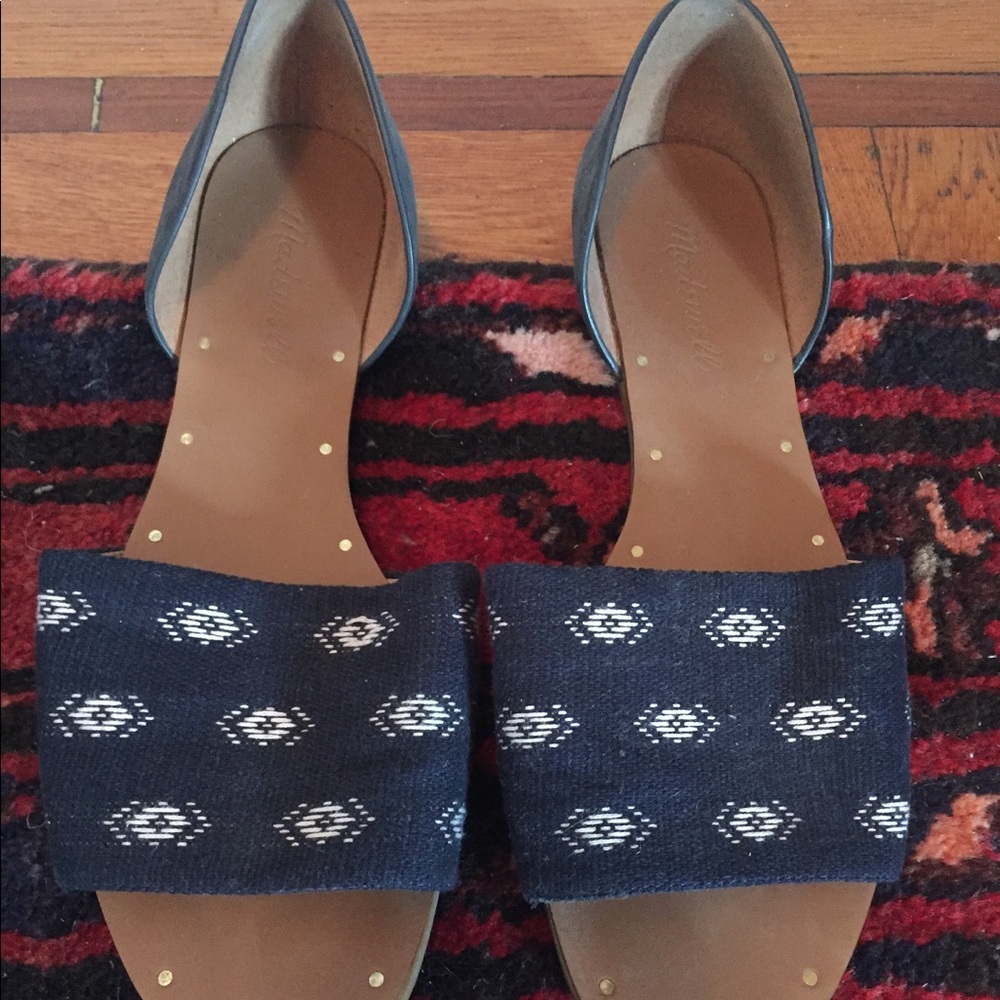 Cute pair of Madewell flats! Size 7