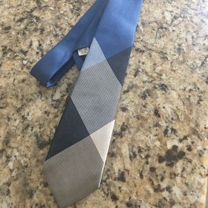 Men's Burberry tie