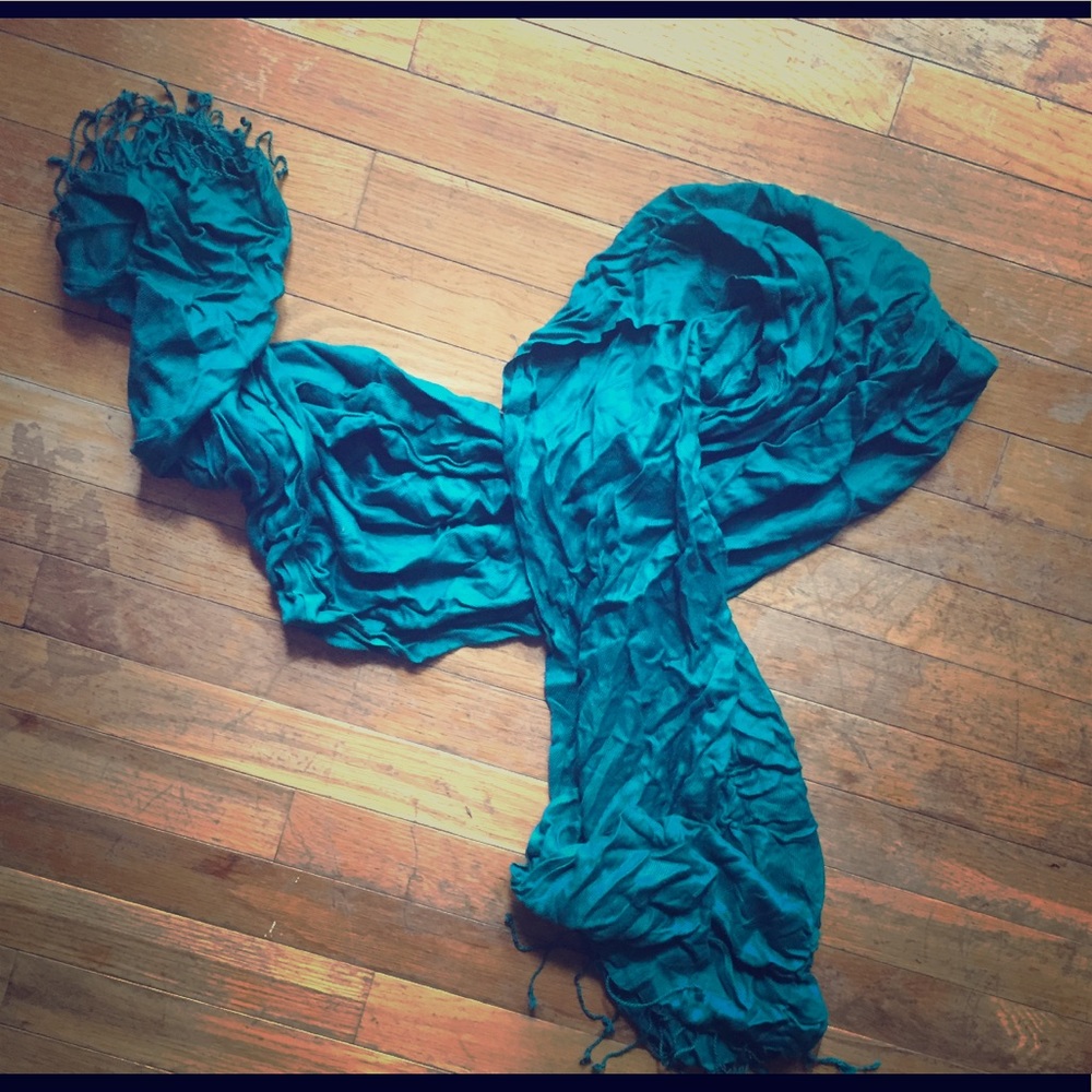 Teal/green scarf