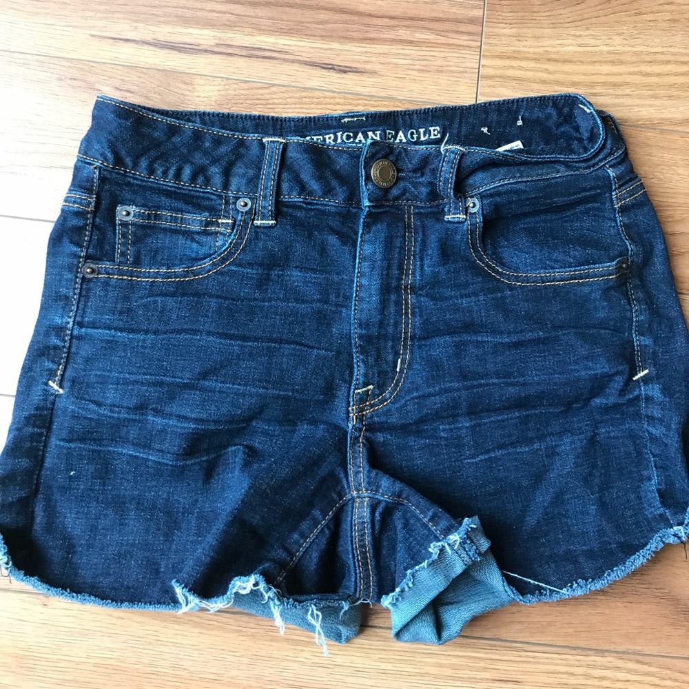 American Eagle Super Stretch Midi Jean Shorts!