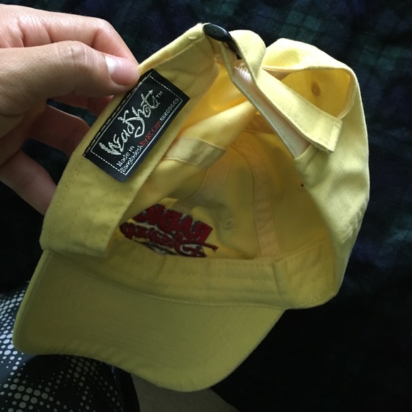 Super soft RADIO DISNEY hat. Adult hat. - Picture 3 of 3