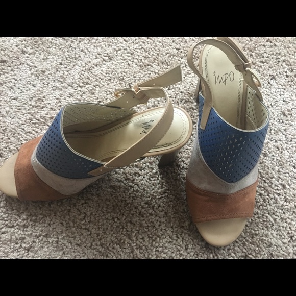 Impo Color Block Sandals - Picture 4 of 4