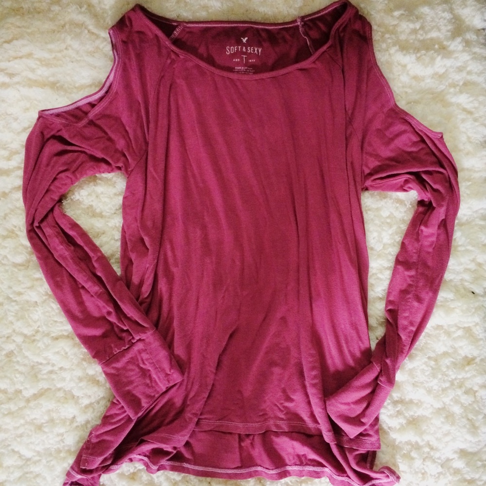 american eagle open shoulder tee