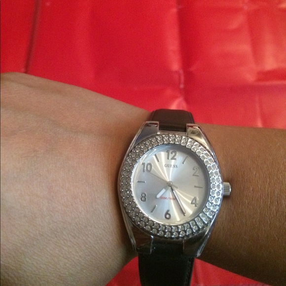 Woman\'s Guess watch