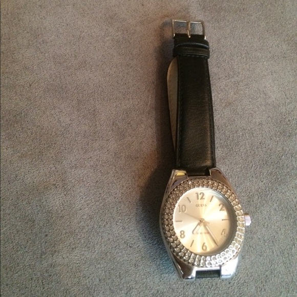 Woman\'s Guess watch