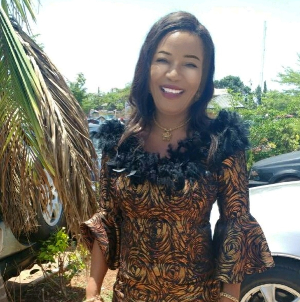Meet your Posher, Akunna