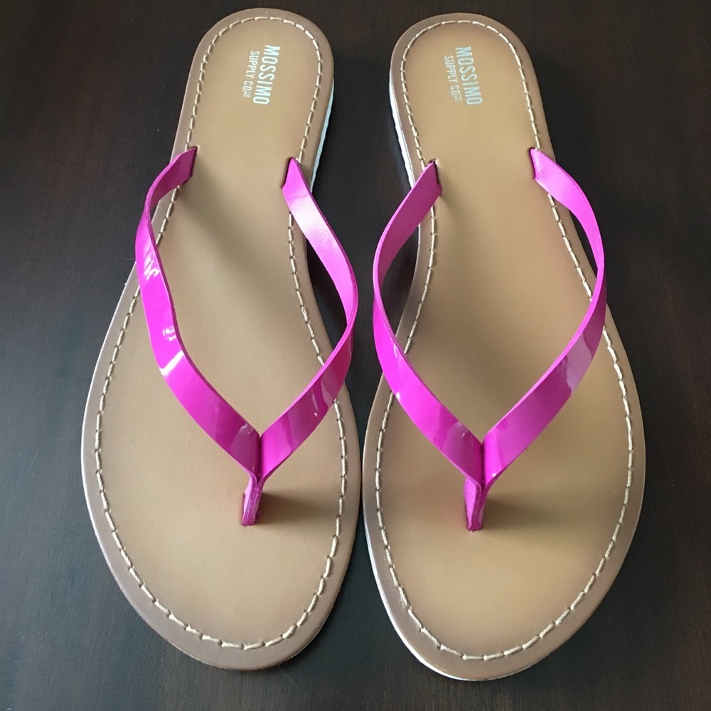 MOSSIMO SUPPLY CO. Flip Flops