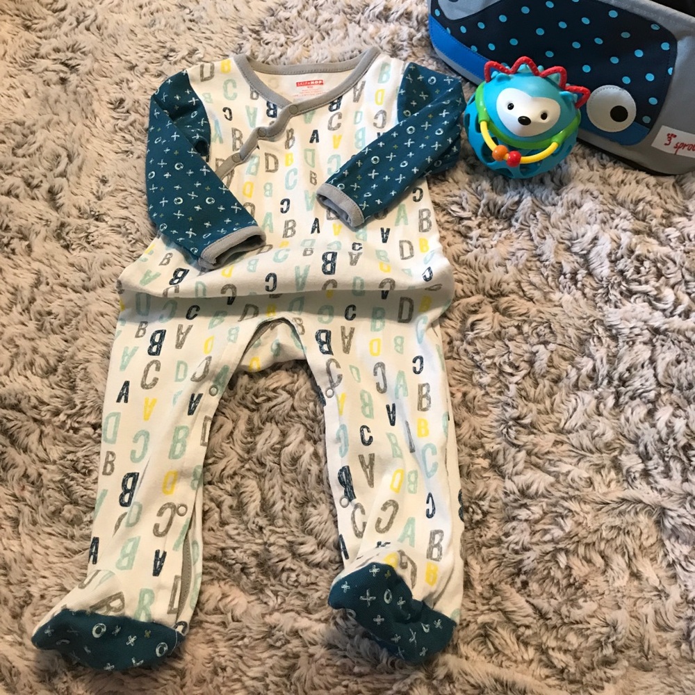 SkipHop Baby Boys Side-snap long sleeve footie.