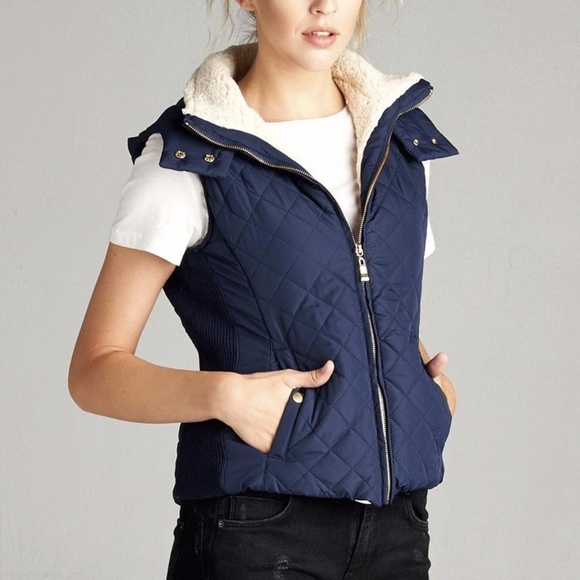 Sale! Navy Quilted Puffer Vest Lined - Picture 2 of 5