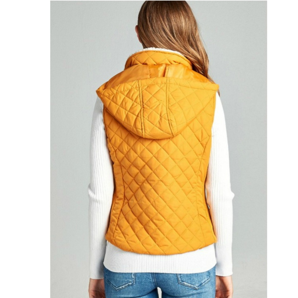Sale! Mustard Quilted puffer vest - Picture 2 of 3