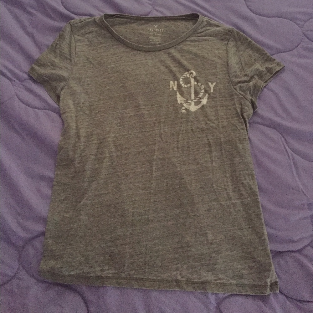 AEO graphic tee