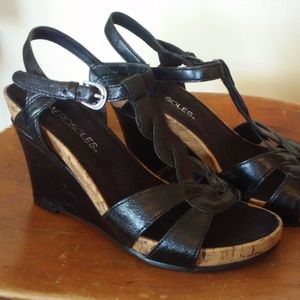 Black & Cork Wedges NWOT Aerosoles
