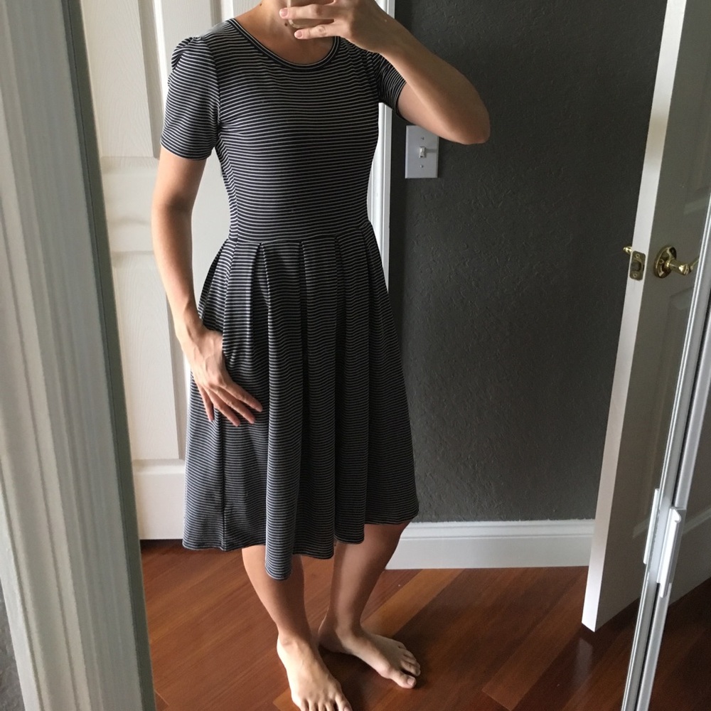 LuLaRoe Amelia