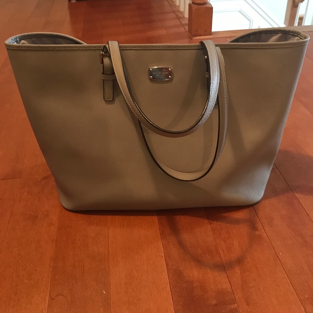 Grey Michael Kors tote