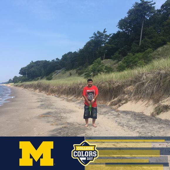 Meet your Posher, Juan - Picture 1 of 1