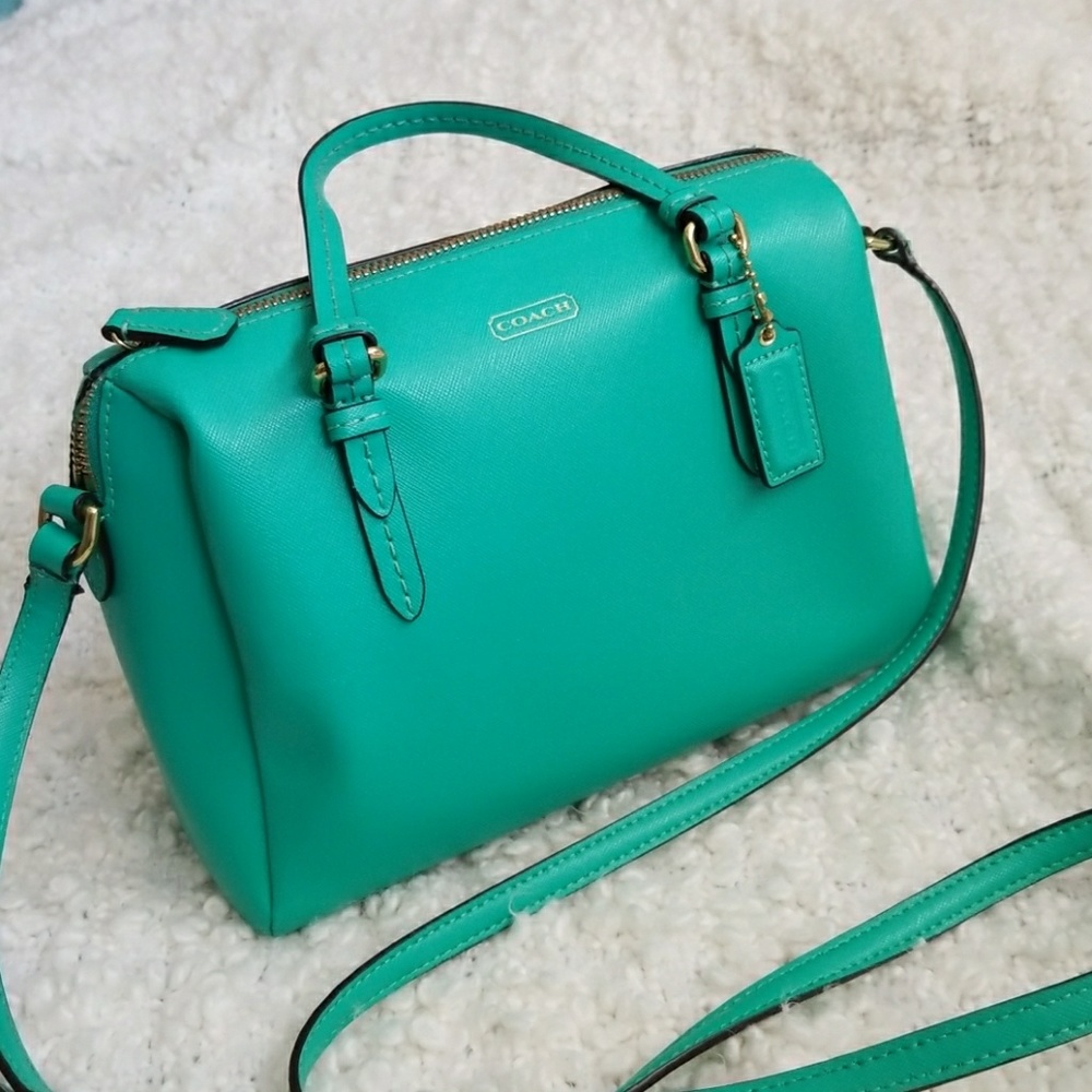Crossbody bag