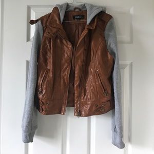 Sale!!! 🙌Hooded leather jacket