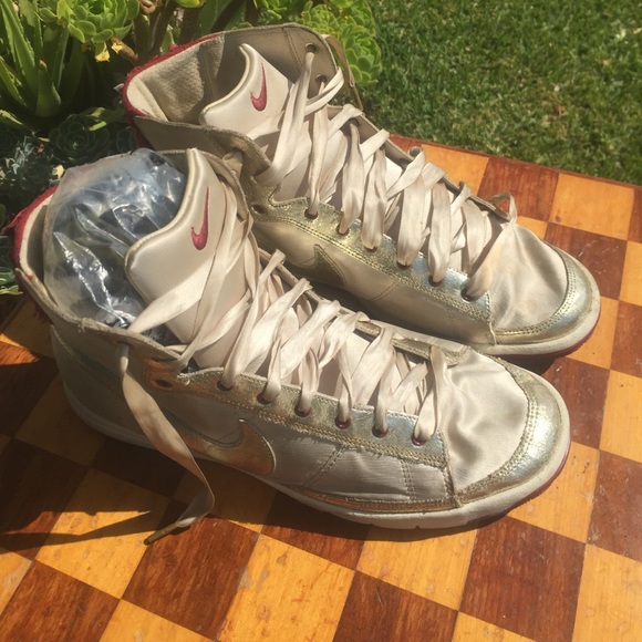 Nike hi top dunks with satin ribbon shoe ties - Picture 1 of 6