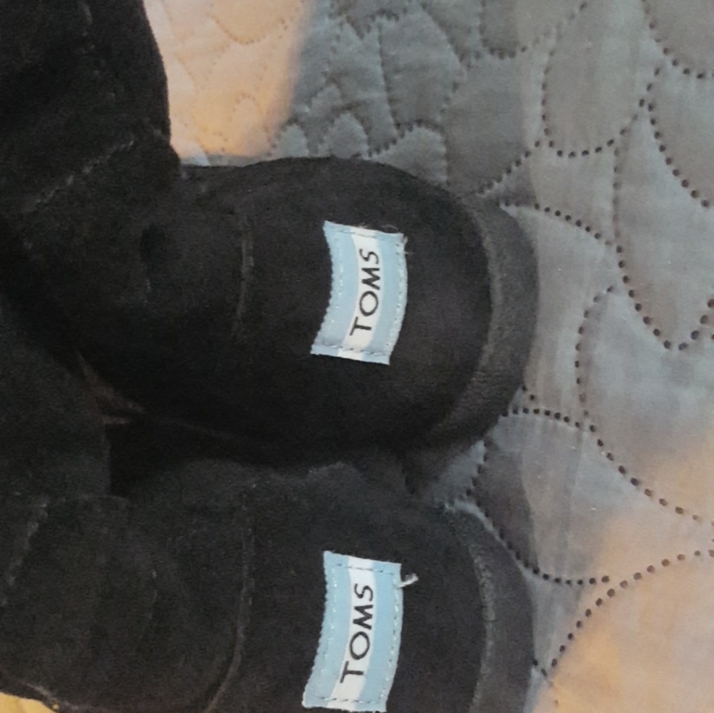 Womans Toms