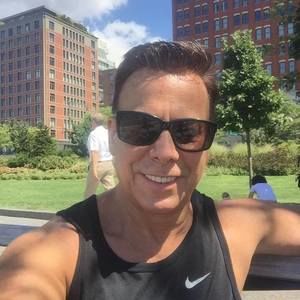 Meet your Posher, Corey