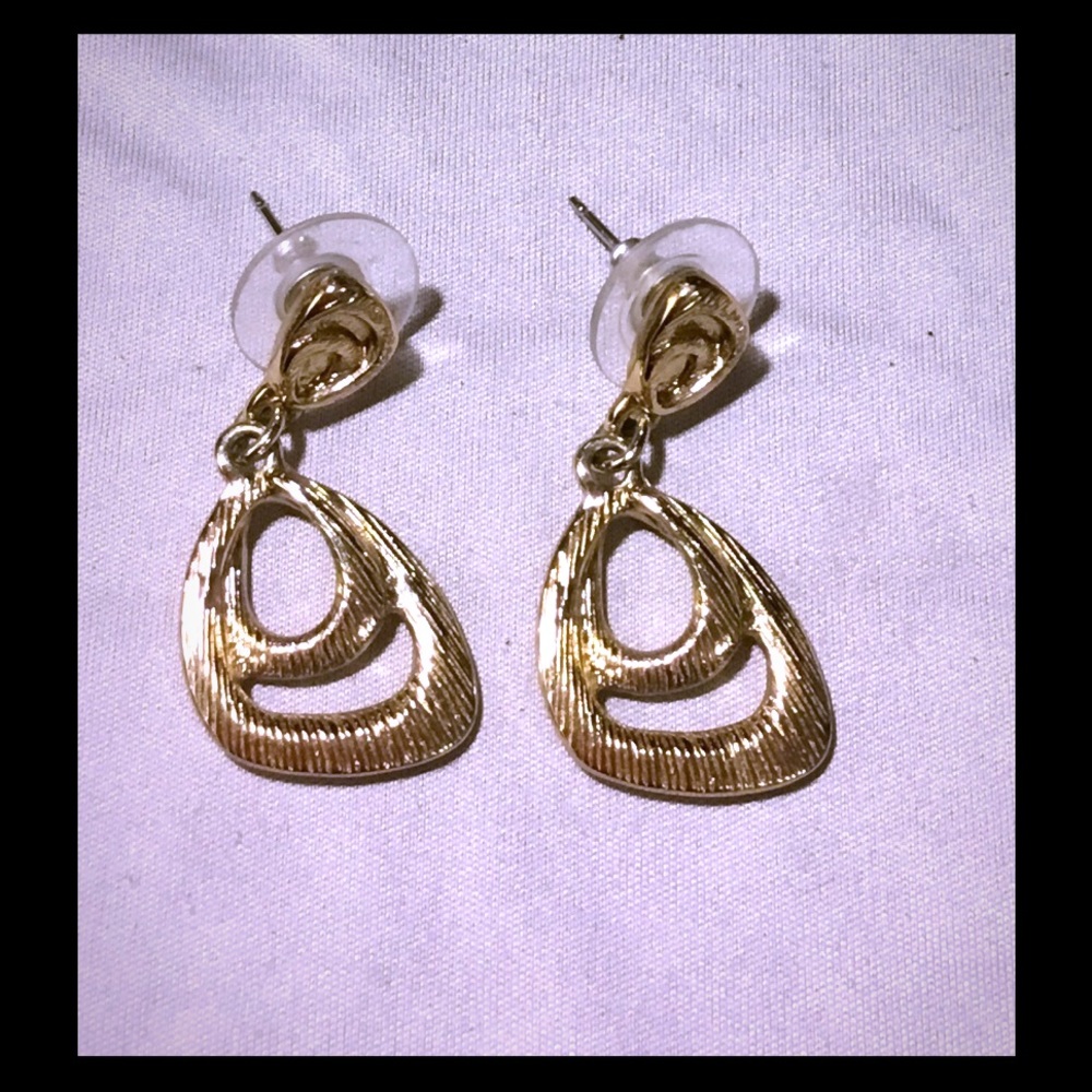 Yellow gold plated earrings
