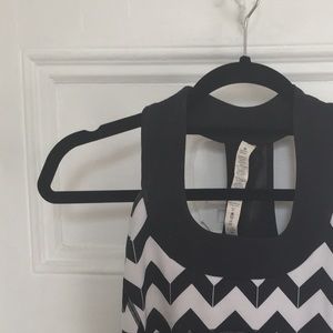 Lululemon Black & White Chevron top
