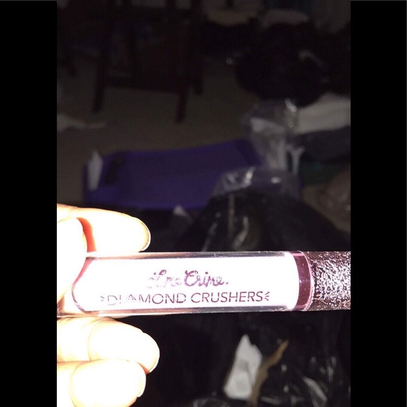 Matte lipsticks 4 for 28 - Picture 4 of 4