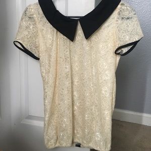 Peter Pan collared lace blouse
