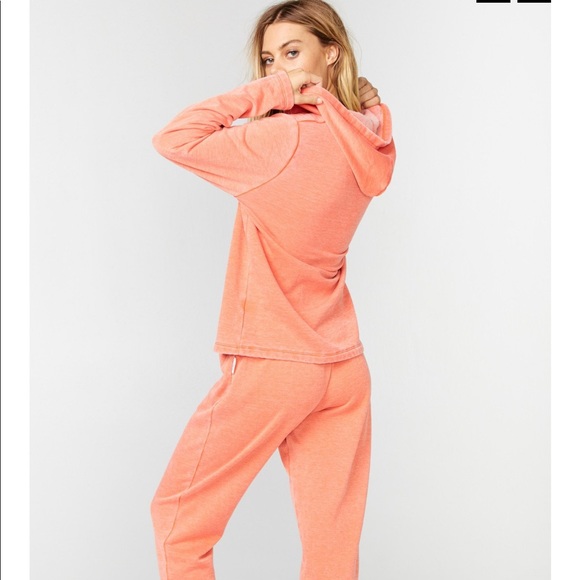 RESERVED for pkbowers🌟Laundry Room-Lattice Hoodie - Picture 2 of 2