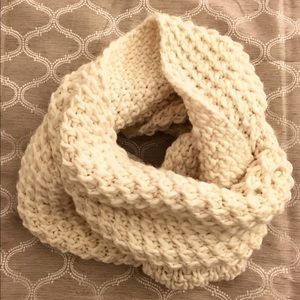 Knit infinity scarf