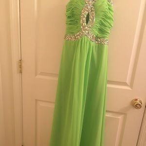 Bright green floor length dress prom/bridesmaid