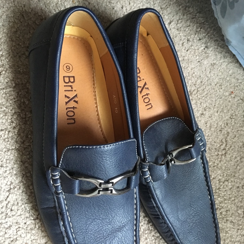 Dress shoes