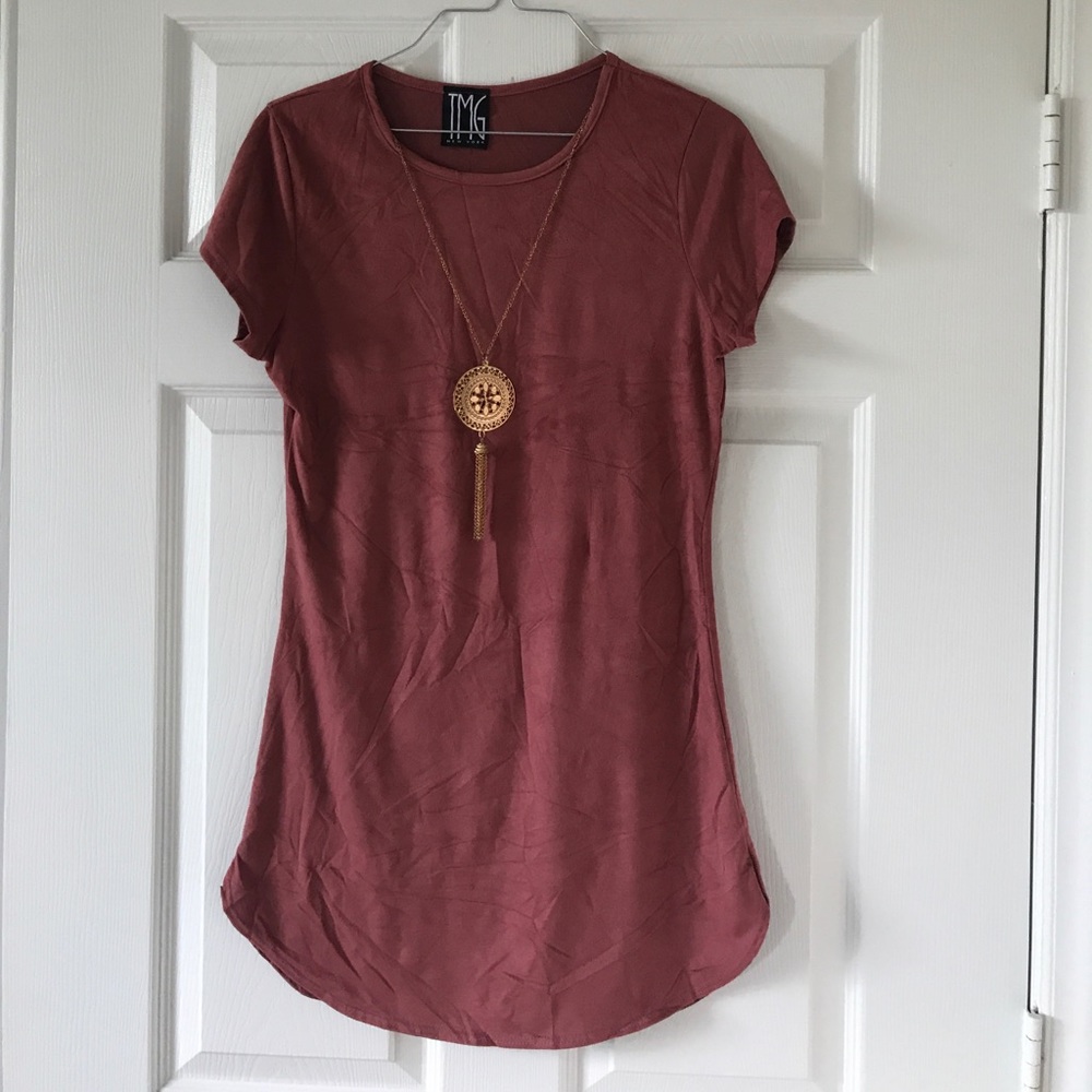 Sale!!! 🙌 Dress with necklace attached