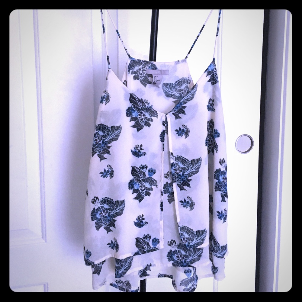 H&M ruffled top
