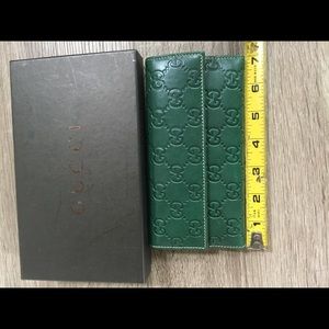 Authentic Gucci Wallet brand new in box