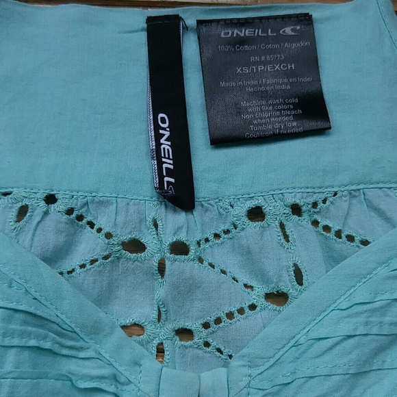 ♦️3 for $15 O'Neill Mint Eyelit Crop Top - Picture 2 of 6