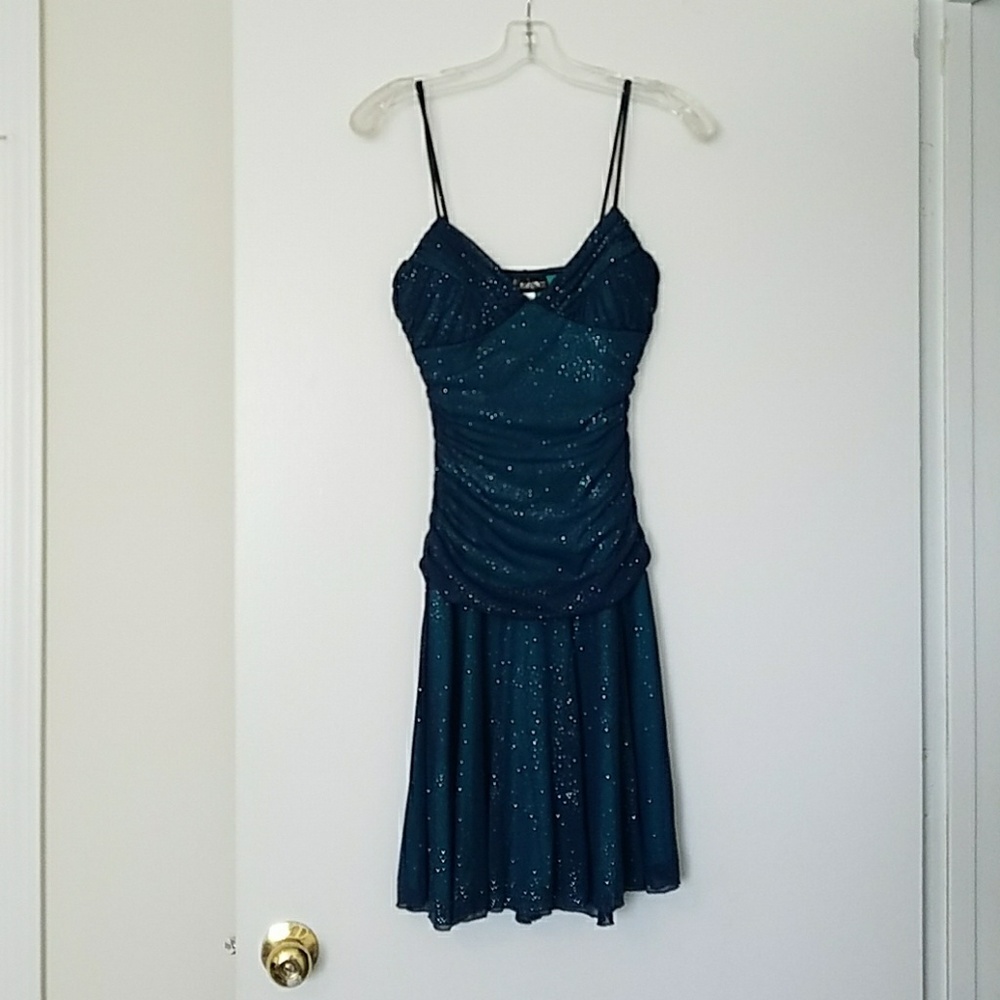Homecoming dress Small
