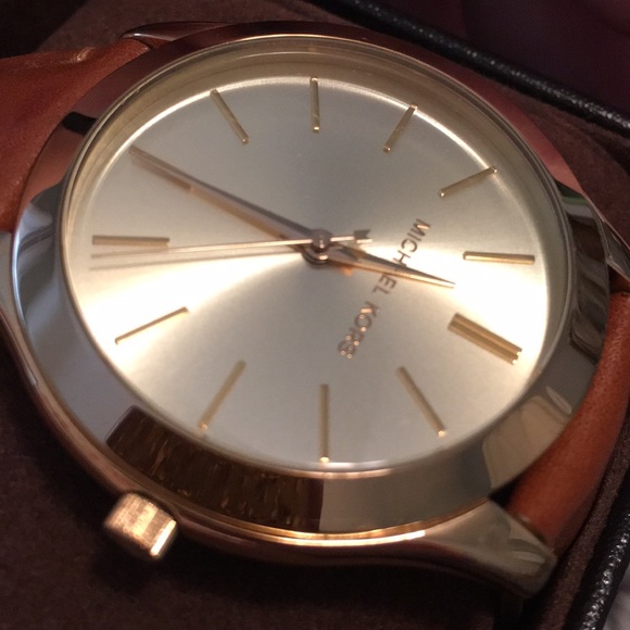 Michael Kors Gold and Leather Women\'s Watch main image 4