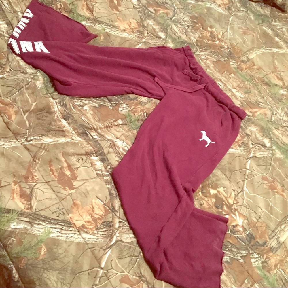 Super comfy PINK sweat pants.