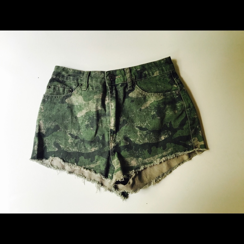 embellished BDG camp shorts