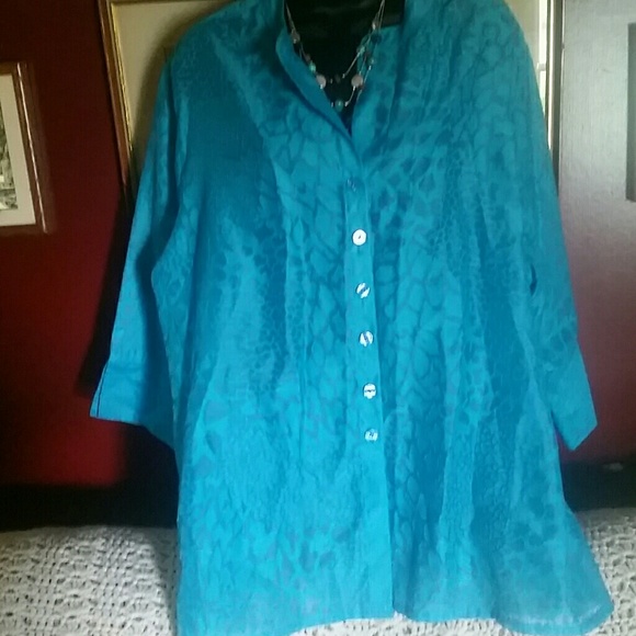 INVESTMENTS II Tops - BEAUTIFUL TURQUOISE BLOUSE PLUS SIZE