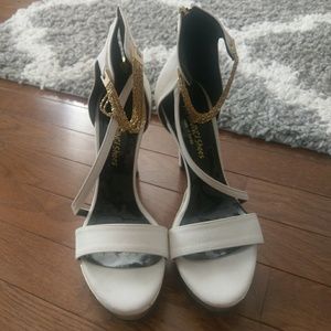 Gold chain strappy white heels NWOT
