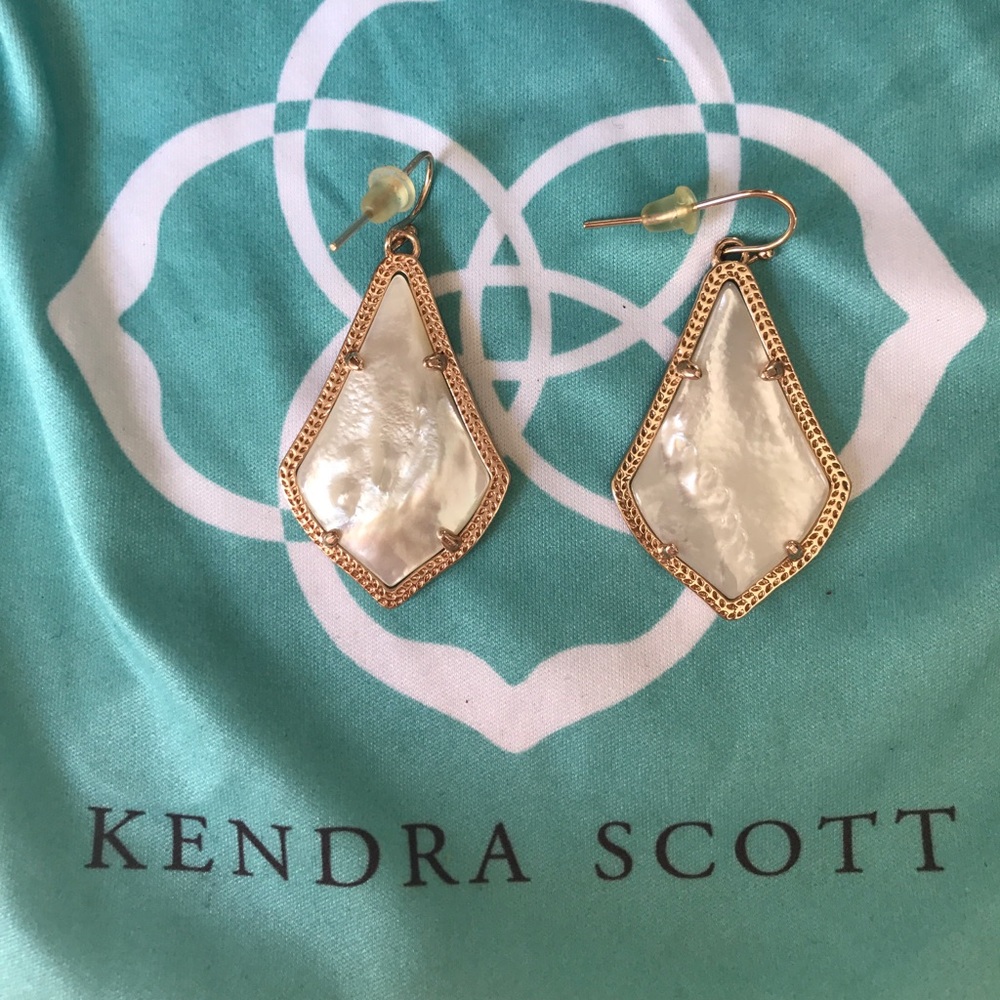 Kendra Scott Alex Earrings- Pearl/rose gold