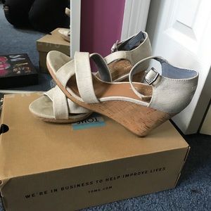 Toms wedding wedge (color natural)