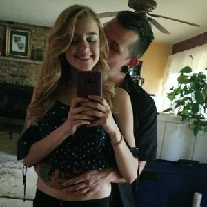 Meet your Posher, Stelee