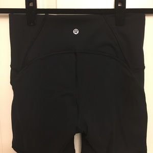 NWOT Lululemon Train Times Short, size 8